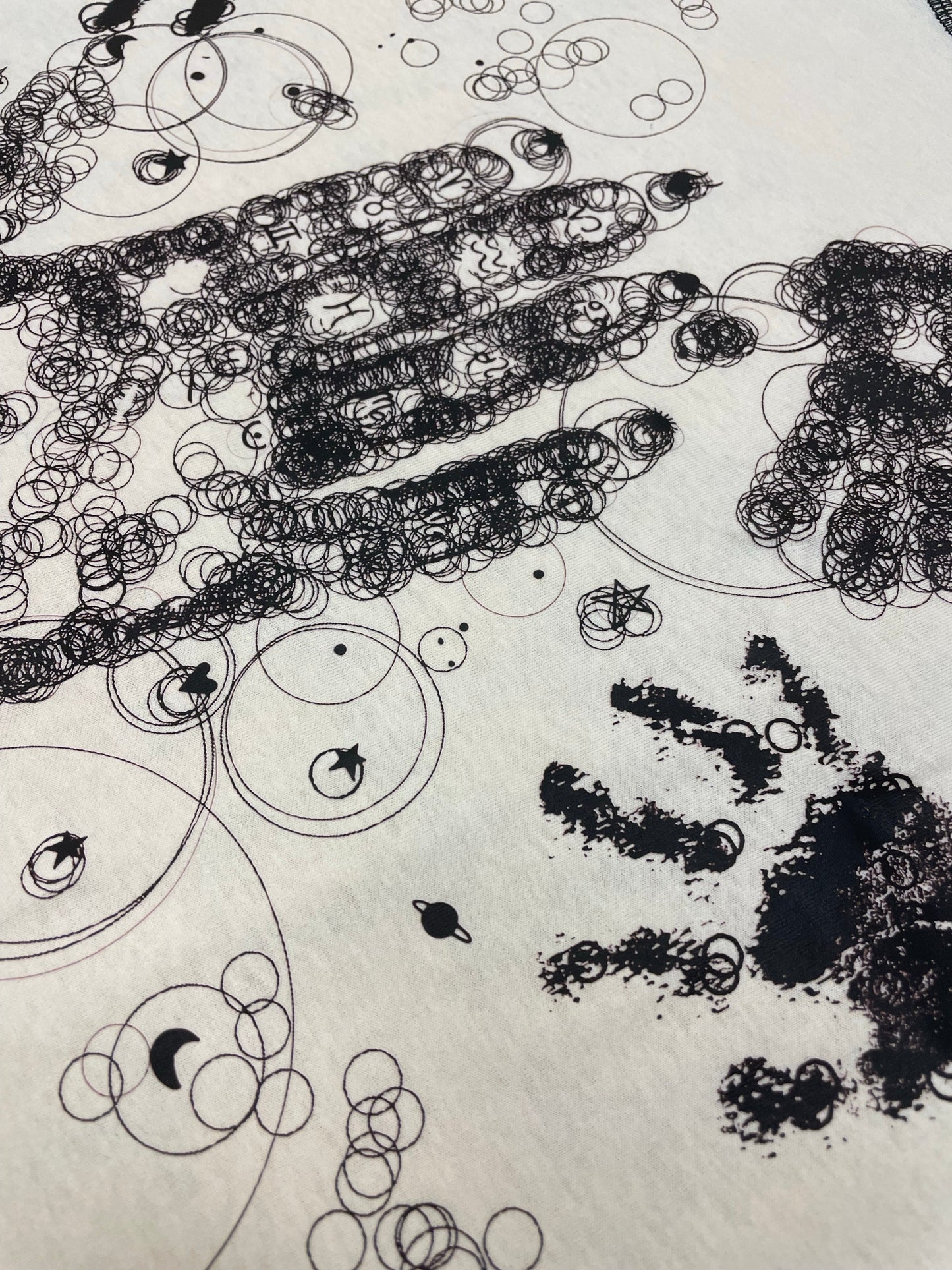 UNANNOUNCED Off White Boxy Tee